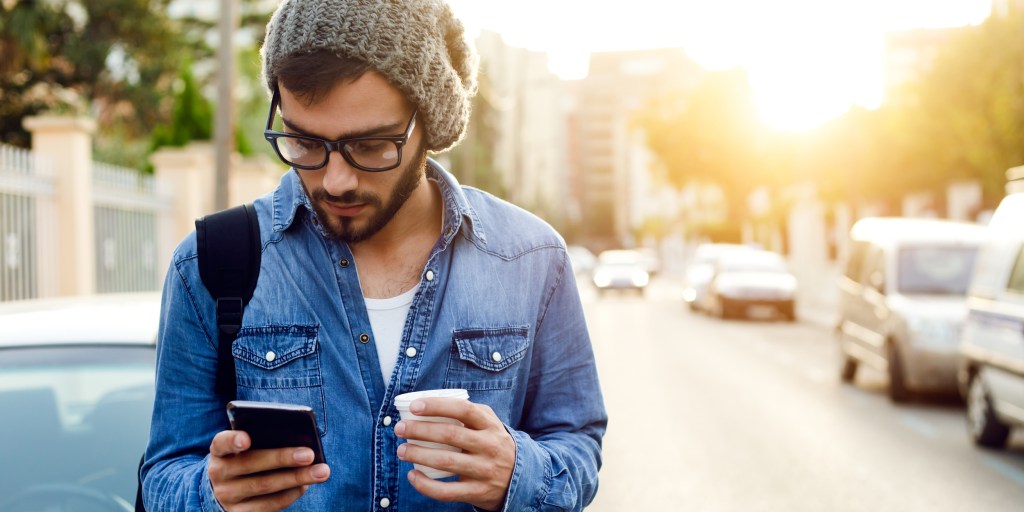 Is Social Media Ruining Your&nbsp;Relationship?